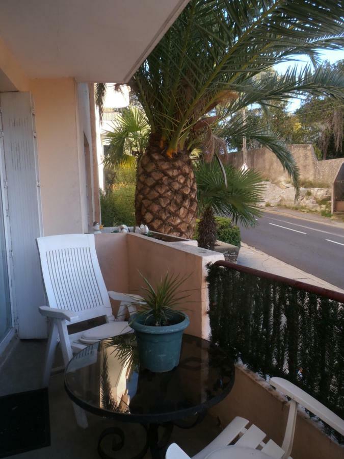 Cosy Nimes Appartement Buitenkant foto