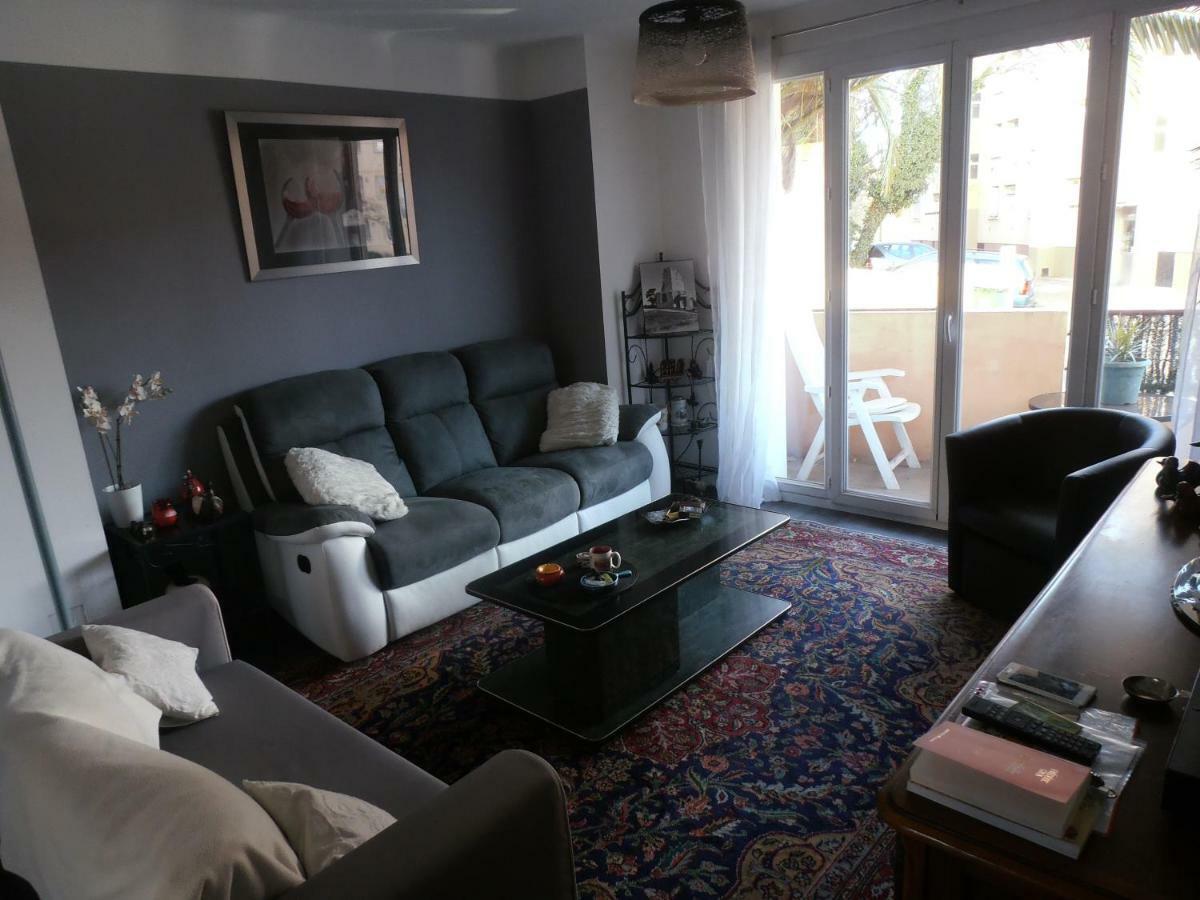 Cosy Nimes Appartement Buitenkant foto